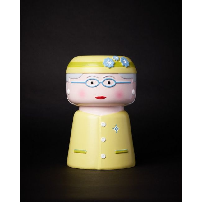 Icon Vase - The Queen