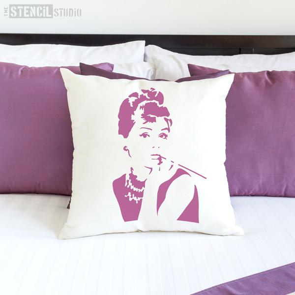 Audrey Hepburn at Tiffanys